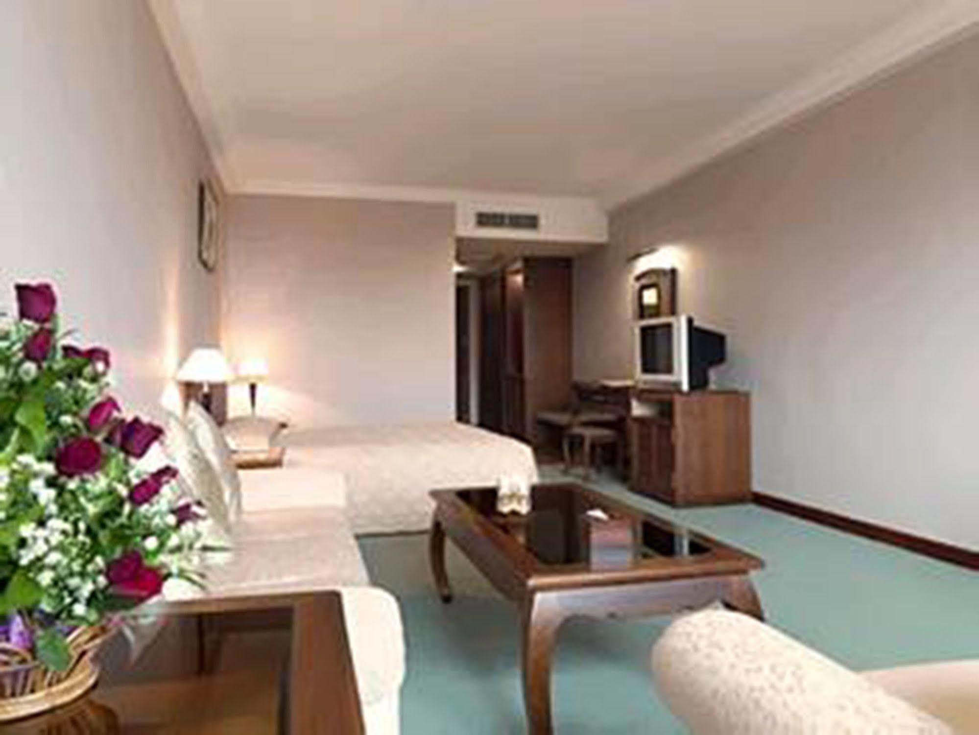 Angkor Howard Hotel Siem Reap Luaran gambar
